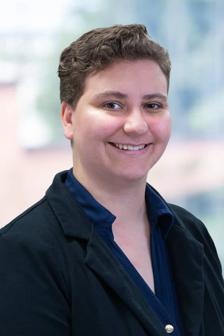 Headshot of Kelsey Castanho